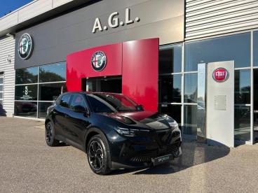 ALFA ROMEO CERTIFIED Alfa Romeo Junior Elettrica 156ch Techno occasion certifiée - Suv Electrique Noir Tortona Pastel - Salon De Provence Cedex - 3717215_1