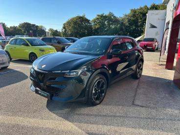 ALFA ROMEO CERTIFIED Alfa Romeo Junior Elettrica 156ch Techno occasion certifiée - Suv Electrique Noir Tortona Pastel - Salon De Provence Cedex - 3717215_2