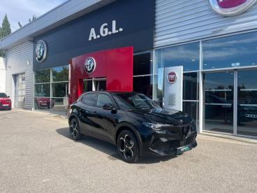 ALFA ROMEO CERTIFIED Alfa Romeo Junior 1.2 Ibrida 136ch Speciale Dct6 occasion certifiée - Suv Hybride Noir Tortona Pastel - Salon De Provence Cedex - 3719122_1