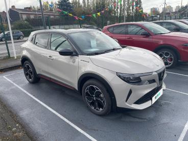 SPOTICAR Alfa Romeo Junior Elettrica 156 Ch Speciale Occasion - Suv-4x4 Electrique Beige - Villeneuve d'ascq - 1203734070_3