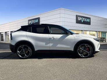 ALFA ROMEO CERTIFIED Alfa Romeo Junior Elettrica 280ch Veloce occasion certifiée - Suv Electrique Blanc - Orleans Cedex 02 - 3801596_4