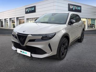 ALFA ROMEO CERTIFIED Alfa Romeo Junior 1.2 Ibrida 136ch Dct6 occasion certifiée - Suv Hybride Blanc - Nimes Cedex 9 - 3821160_1