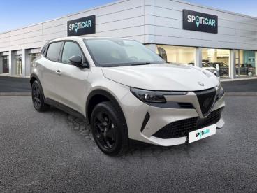 ALFA ROMEO CERTIFIED Alfa Romeo Junior 1.2 Ibrida 136ch Dct6 occasion certifiée - Suv Hybride Blanc - Nimes Cedex 9 - 3821160_3
