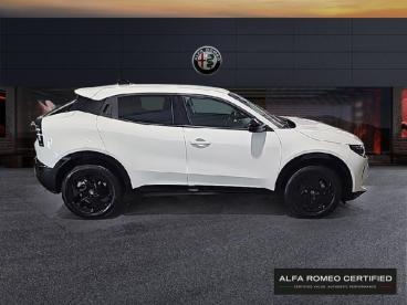SPOTICAR Alfa Romeo Junior 1.2 Ibrida 136ch Premium Dct6 Occasion - Suv-4x4 Hybride Blanc - Aix En Provence - 1203823539_4
