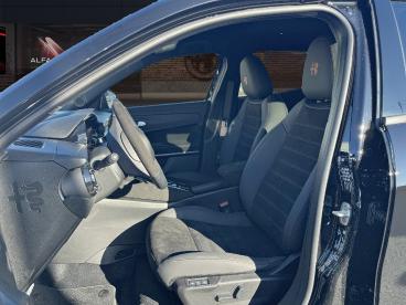 SPOTICAR Alfa Romeo Junior 1.2 Ibrida 145ch Intensa E-dct6 Occasion - Suv-4x4 Hybride Noir - Trelissac - 1203834307_5