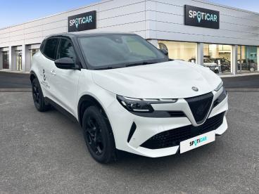 ALFA ROMEO CERTIFIED Alfa Romeo Junior 1.2 Ibrida 136ch Premium Dct6 occasion certifiée - Suv Hybride Blanc Sempione Pastel/toit Noir - Bourges - 3900668_3