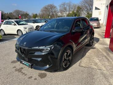 ALFA ROMEO CERTIFIED Alfa Romeo Junior Elettrica 156ch Speciale occasion certifiée - Suv Electrique Noir Tortona Pastel - Salon De Provence Cedex - 3914663_2