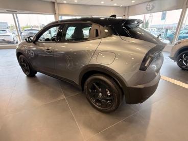 ALFA ROMEO CERTIFIED Alfa Romeo Junior 1.2 Ibrida 136ch Dct6 occasion certifiée - Suv Hybride Gris Arese Métallisée/toit Noir - Arles Cedex - 3938160_4