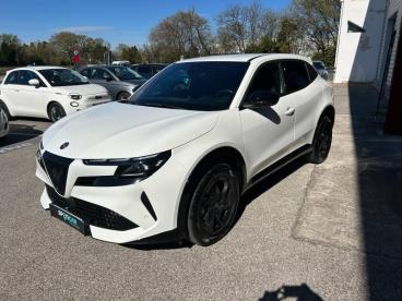 ALFA ROMEO CERTIFIED Alfa Romeo Junior 1.2 Ibrida 136ch Dct6 occasion certifiée - Suv Hybride Blanc - Salon De Provence Cedex - 3962659_2