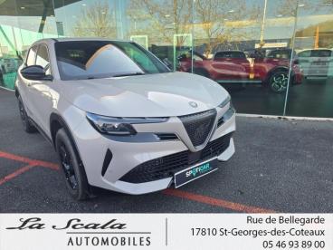 ALFA ROMEO CERTIFIED Alfa Romeo Junior 1.2 Ibrida 136ch Premium Dct6 occasion certifiée - Suv Hybride Ivoire Scala Métallisée - Saint-georges-des-coteaux - 3973247_1