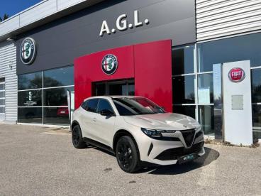 ALFA ROMEO CERTIFIED Alfa Romeo Junior 1.2 Ibrida 136ch Dct6 occasion certifiée - Suv Hybride Ivoire Scala Métallisée - Salon De Provence Cedex - 3973285_1