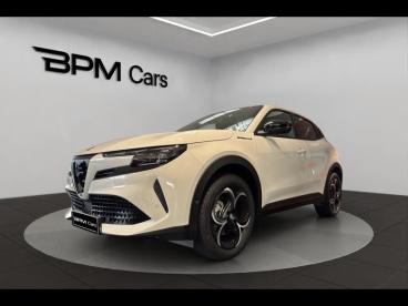 ALFA ROMEO CERTIFIED Alfa Romeo Junior 1.2 Ibrida 136ch Speciale Dct6 occasion certifiée - Suv Hybride Blanc Sempione Pastel/toit Noir - Saint-nazaire Cedex - 3991595_1