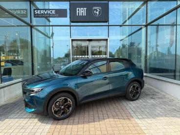 ALFA ROMEO CERTIFIED Alfa Romeo Junior Elettrica 156ch Techno (certinergy 6100€ Deduit) occasion certifiée - Suv Electrique Bleu Navigli Métallisée/toit Noir - Montpellier Cedex 3 - 4001278_1