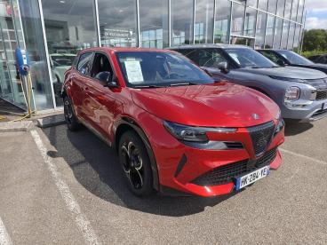 ALFA ROMEO CERTIFIED Alfa Romeo Junior Elettrica 156ch 54kwh Sprint occasion certifiée - Suv Electrique Rouge Brera Tri-couches - Evreux - 4076198_3