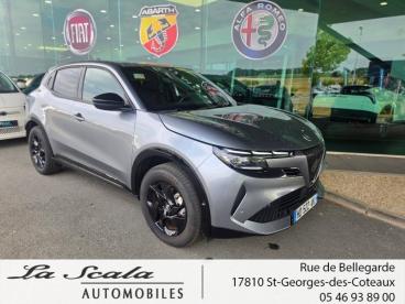 ALFA ROMEO CERTIFIED Alfa Romeo Junior 1.2 Ibrida 136ch Techno Dct6 occasion certifiée - Suv Hybride Blanc Sempione Pastel/toit Noir - Saint-georges-des-coteaux - 4081067_2