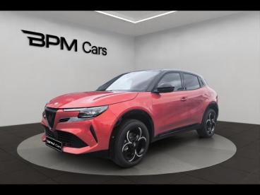 ALFA ROMEO CERTIFIED Alfa Romeo Junior Elettrica 156ch 54kwh Sprint occasion certifiée - Suv Electrique Rouge Brera Tri-couches/toit Noir - Laval - 4091222_1