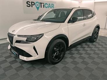ALFA ROMEO CERTIFIED Alfa Romeo Junior 1.2 Ibrida 145ch Sprint E-dct6 occasion certifiée - Suv Hybride Blanc - Aubiere - 4096594_1