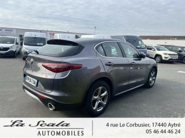 ALFA ROMEO CERTIFIED Alfa Romeo Stelvio 2.2 Diesel 160ch Super At8 My19 occasion certifiée - Suv Diesel Gris Vesuvio Métallisée - Aytre - 3439357_4