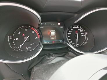 SPOTICAR Alfa Romeo Stelvio 2.2 190 Ch Q4 At8 Ti Occasion - Suv-4x4 Diesel Colore Esterno (zelená Racing) - Villeneuve d'ascq - 1203613576_2