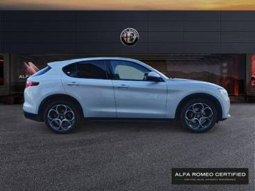 ALFA ROMEO CERTIFIED Alfa Romeo Stelvio 2.2 Diesel 190ch Sprint Q4 At8 My22 occasion certifiée - Suv Diesel Gris Panarea Métallisée - Montpellier Cedex 3 - 3715537_4