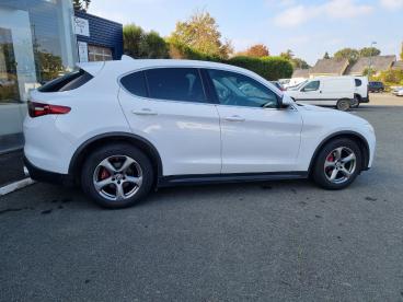 SPOTICAR Alfa Romeo Stelvio 2.2 Diesel 180ch At8 Stelvio Occasion - Suv-4x4 Diesel Blanc - Segre-en-anjou Bleu - 1203725663_4