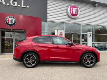ALFA ROMEO CERTIFIED Alfa Romeo Stelvio 2.2 Diesel 160ch Veloce At8 occasion certifiée - Suv Diesel Rouge - Salon De Provence Cedex - 3807703_2
