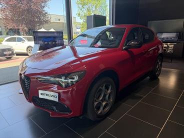 ALFA ROMEO CERTIFIED Alfa Romeo Stelvio 2.2 Diesel 160ch Sprint At8 occasion certifiée - Suv Diesel Rouge - Vert Saint Denis - 4106262_1