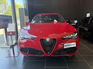 ALFA ROMEO CERTIFIED Alfa Romeo Stelvio 2.2 Diesel 160ch Sprint At8 occasion certifiée - Suv Diesel Rouge - Vert Saint Denis - 4106262_2