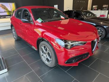 ALFA ROMEO CERTIFIED Alfa Romeo Stelvio 2.2 Diesel 160ch Sprint At8 occasion certifiée - Suv Diesel Rouge - Vert Saint Denis - 4106262_3
