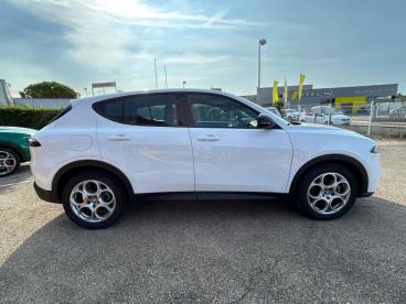 SPOTICAR Alfa Romeo Tonale 1.5 Hybrid 130ch Sprint Tct Occasion - Suv-4x4 Hybride Blanc Alfa Pastel - Salon-de-provence - 1203158500_5