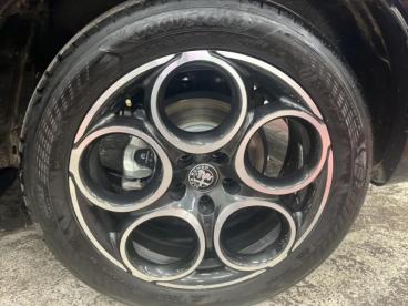 ALFA ROMEO CERTIFIED Alfa Romeo Tonale 1.5 Hybrid 160ch Ti Tct occasion certifiée - Suv Hybride Noir Alfa Pastel - Nice - 3810719_3