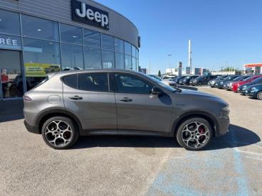 ALFA ROMEO CERTIFIED Alfa Romeo Tonale 1.3 Phev 280ch Veloce At6 E-q4 occasion certifiée - Suv Hybride Rechargeable Gris Vesuvio Métallisée - Nimes Cedex 9 - 3971275_2