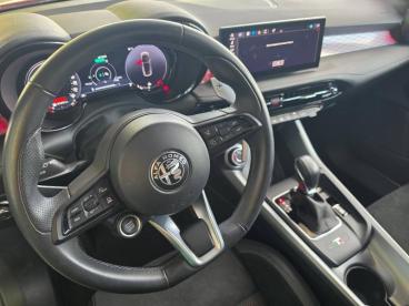 ALFA ROMEO CERTIFIED Alfa Romeo Tonale 1.5 Hybrid 130ch Edizione Speciale Tct occasion certifiée - Suv Hybride Rouge - Saint-georges-des-coteaux - 4062142_5