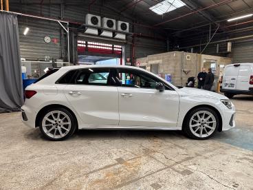 SPOTICAR Audi A3 35 Tdi 150ch S Line S Tronic 7 Occasion - Berline Diesel Blanc - Dizy - 1203756377_4