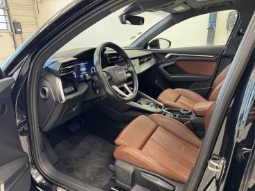 SPOTICAR Audi A3 Sportback 35 Tfsi 150 Mhev S Tronic Design Luxe Occasion - Berline Hybride Noir - Yvetot - 1203913477_5