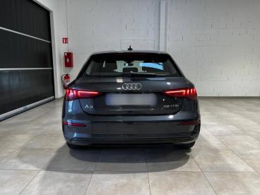SPOTICAR Audi A3 Sportback 35 Tfsi 150ch Mild Hybrid Business Executive S Tro Occasion - Berline Hybride Gris Manhattan Métallisé - Haguenau - 1204015406_5