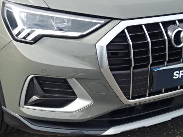 SPOTICAR Audi Q3 35 Tdi 150 S Tronic Design Occasion - Suv-4x4 Diesel Gris Foncé - Saint Germain Laprade - 1203662703_3