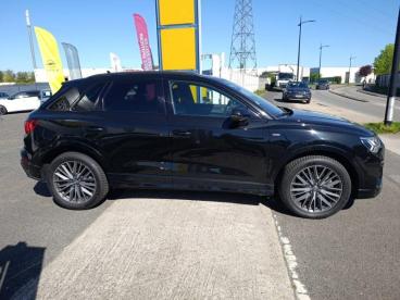 SPOTICAR Audi Q3 40 Tfsi 190ch S Line Quattro S Tronic 7 Occasion - Suv-4x4 Essence Noir Mythique Métallisé - Corbeil-essonnes - 1203937080_4