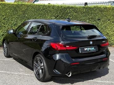 SPOTICAR Bmw Serie 1 18ia 136ch M Sport Dkg7 Occasion - Berline Essence Saphirschwarz Métallisé - Saint-cloud - 1204173871_2