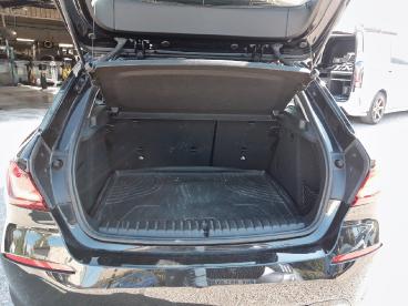 SPOTICAR Bmw Serie 1 18d 150 Ch Bva8 Edition Sport Occasion - Berline Diesel Noir - Aubagne - 1204214709_5