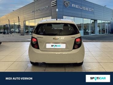 SPOTICAR Chevrolet Aveo 1.2 16v 86ch Lt 5p Occasion - Citadine Essence Blanc Alpin - La Chapelle Longueville - 1203868636_5