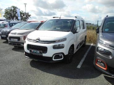 SPOTICAR Citroën Berlingo Taille M Bluehdi 130 S&s Eat8 Shine Occasion - Familiale Diesel Blanc - Les Herbiers - 1202915637_3