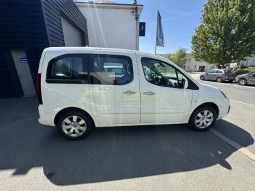 SPOTICAR Citroën Berlingo Bluehdi 120 S&s Bvm6 Shine Occasion - Familiale Diesel Blanc - Beaupreau - 1203595462_4