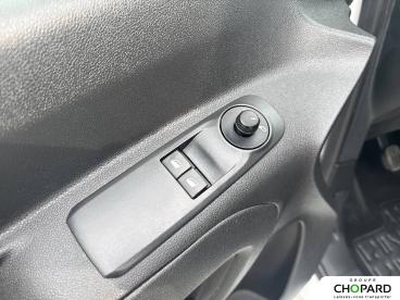 SPOTICAR Citroën Berlingo Taille M Puretech 110 S&s Bvm6 Live Occasion - Familiale Essence Blanc - La Chapelle Saint Luc - 1203706638_2