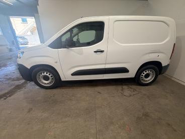 SPOTICAR Citroën Berlingo M 650kg Bluehdi 100 S&s Club Bvm5 Occasion - Utilitaire Diesel Blanc Banquise - Bollene - 1204006750_4