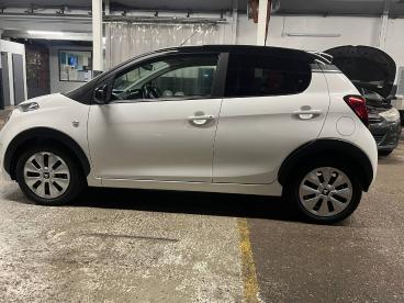 SPOTICAR Citroën C1 Airscape Vti 72 S&s Shine Occasion - Citadine Essence Blanc - Champigny Sur Marne - 1203927547_2