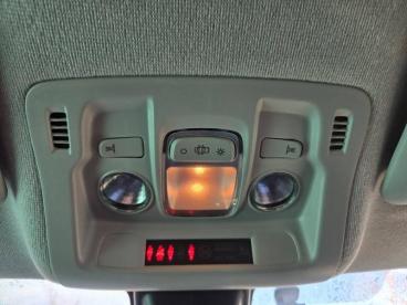 SPOTICAR Citroën C3 1.2 Puretech 110ch S&s Shine Pack  Eat6 Occasion - Citadine Essence Ktv Noir Perla Nera - Chambourcy - 1203799702_5