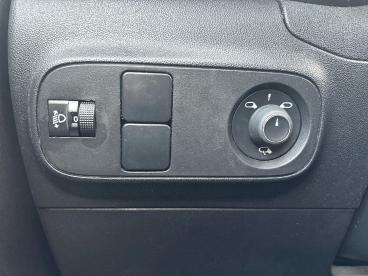 SPOTICAR Citroën C3 Bluehdi 100 S&s Bvm5 Feel Occasion - Citadine Diesel Blanc - Orvault - 1203855562_5