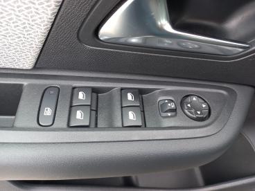 SPOTICAR Citroën C4 Puretech 130 S&s Bvm6 Feel Pack Occasion - Berline Essence Gris - Tours - 1204008505_5