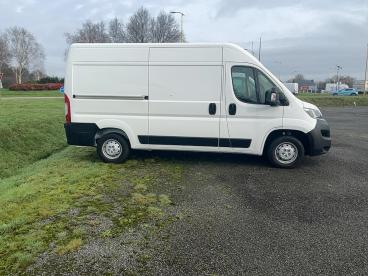 SPOTICAR Citroën Jumper 35 L2h2 Bluehdi 120 S&s Bvm6 Driver Occasion - Utilitaire Diesel Blanc - Vannes - 1203927004_4